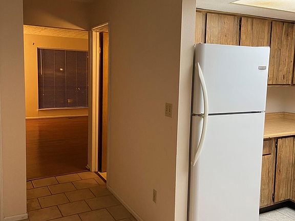 3rd image of 6466 Brookedge Ct