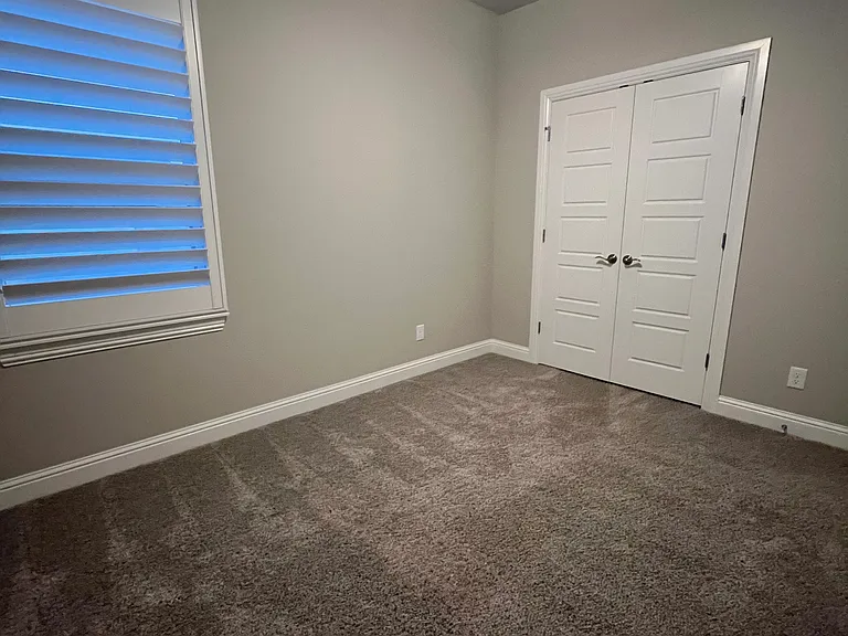 13895 Creek View Dr — Photo 27