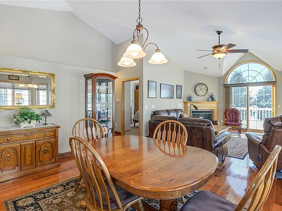 4th image of 4292 Mill Ridge Circle #4