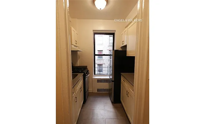 Rented by Engel & Völkers New York City | media 9