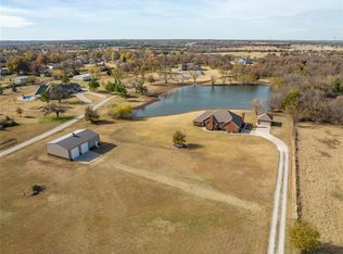 1725 N Dobbs Rd, Harrah, OK 73045