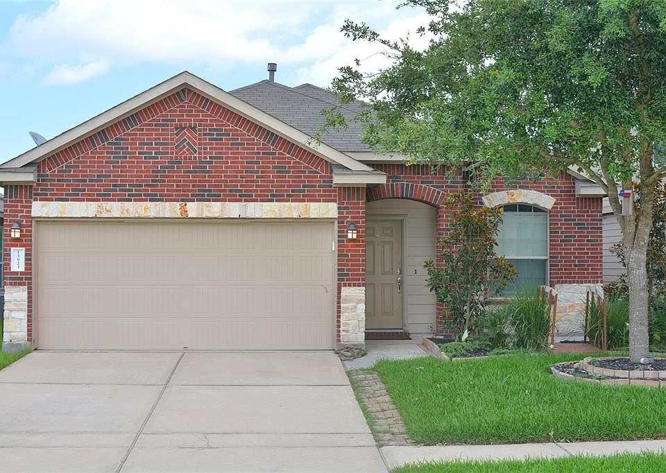 1st image of 13923 Long Meadow Dr