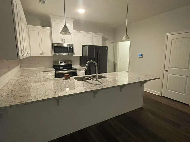 3020 Stanhope Dr — Photo 12