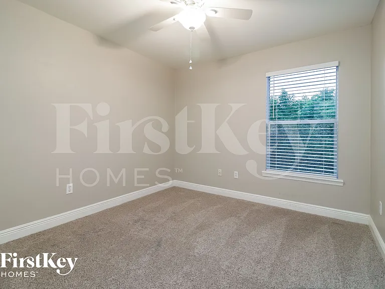 3707 7th St W — Photo 11