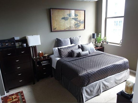 4th image of 758 N Larrabee St APT 201