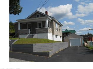3 Maple St, Jay, ME 04239