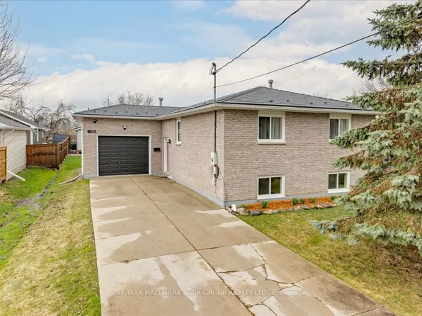 63 A Tulip St, Georgina, ON L4P 1C6