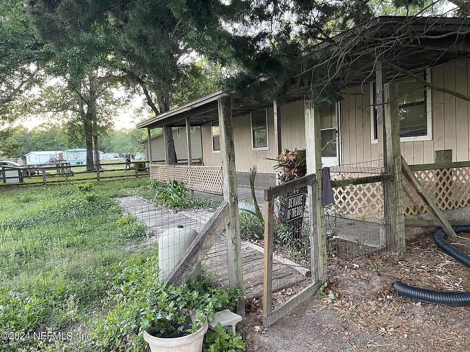 1st image of 13926 SANDERSON Circle