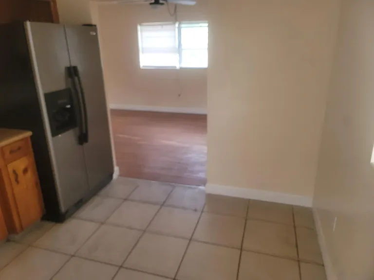 1133 Edith Ave — Photo 8