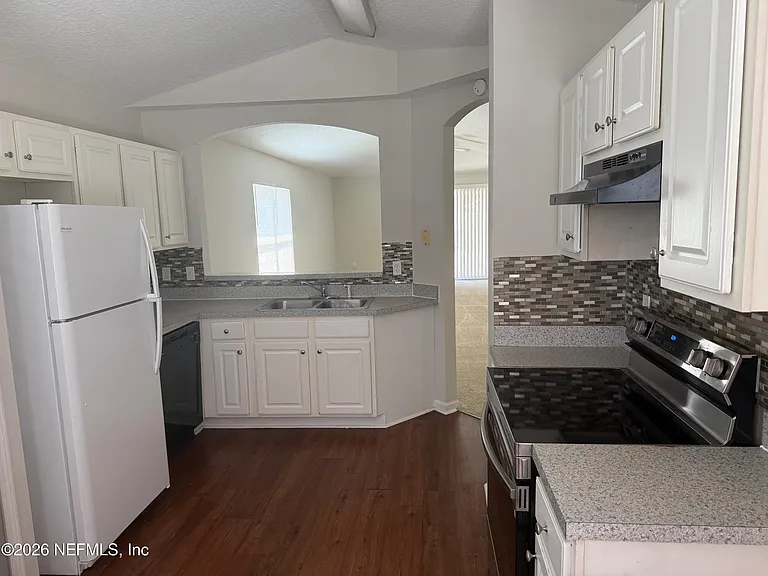 5550 Oak Crossing Dr — Photo 11