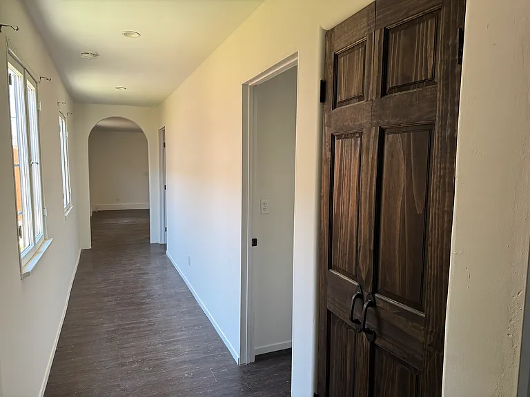 3925 S Centinela Ave — Photo 10