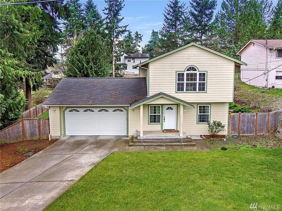 1st image of 20522 108th St E