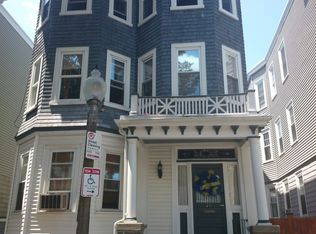 18 Ticknor St, South Boston, MA 02127