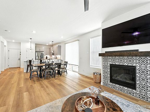 4th image of 1095 Anker Dr