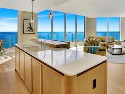 525 N Fort Lauderdale Beach Blvd #1501, Fort Lauderdale, FL, 33304