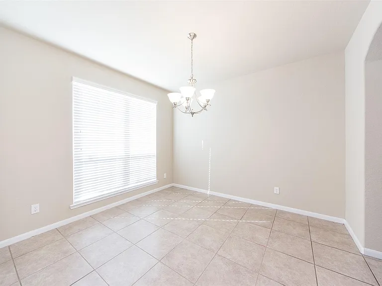 6202 Eden Prairie Dr — Photo 4