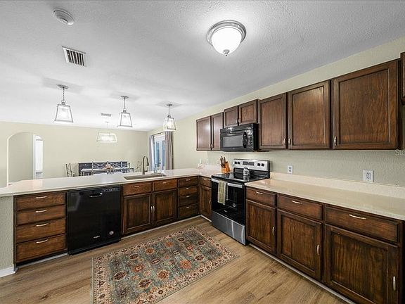 5th image of 685 NW 67TH PLACE
