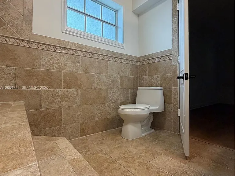 6746 SW 32nd Ter — Photo 13