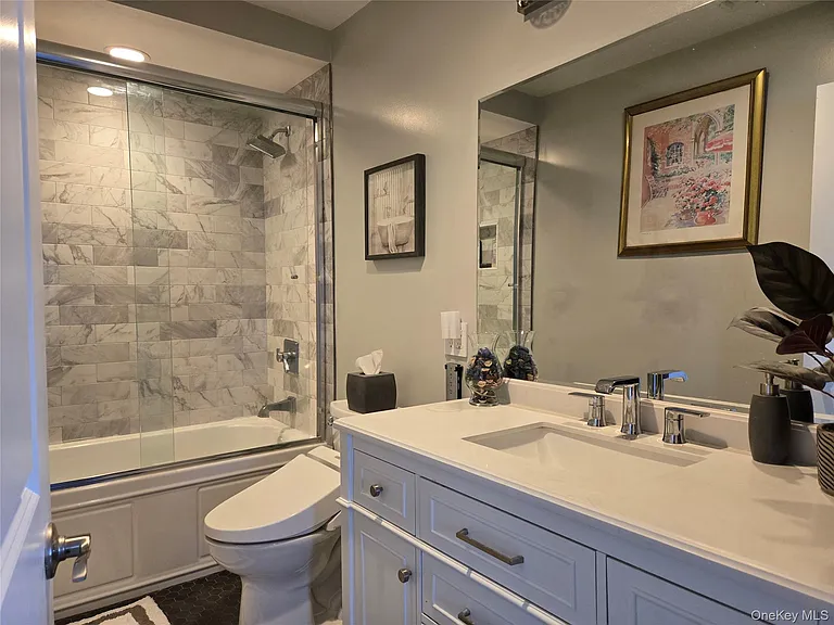 70 Harmon St — Photo 14