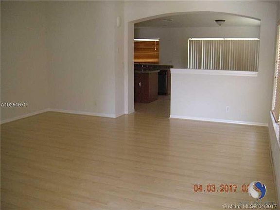 2nd image of 6430 Willoughby Cir