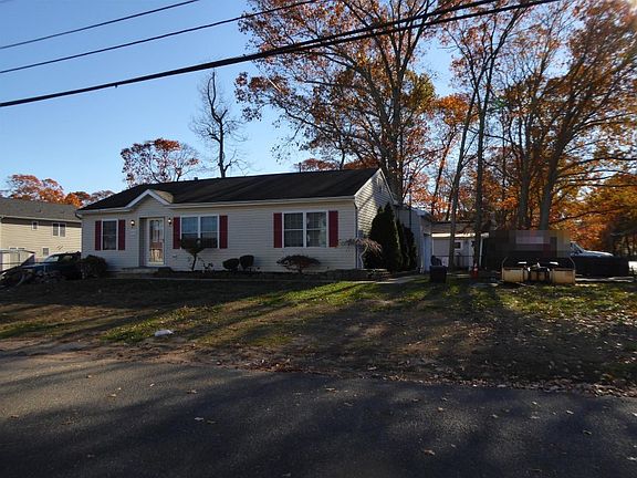 3rd image of 404 Buermann Ave