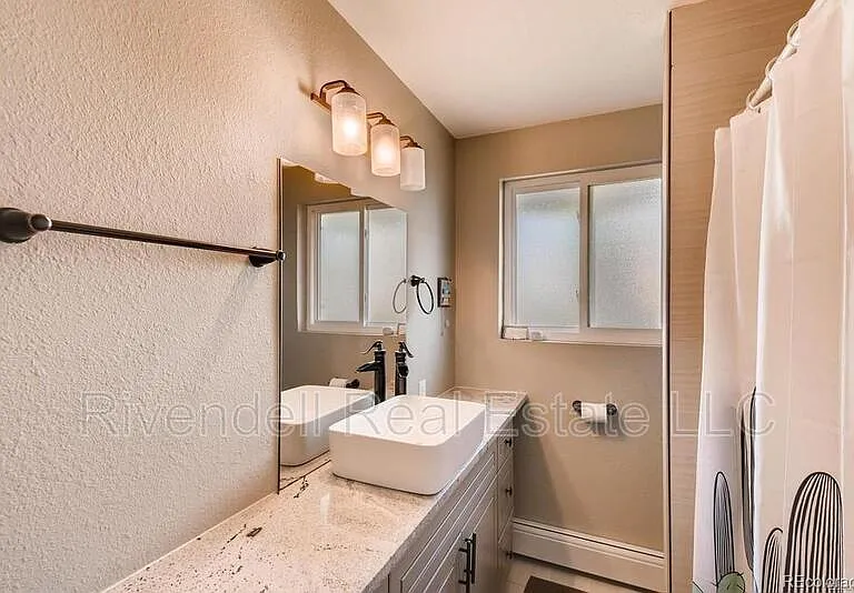 5408 Cody St — Photo 8