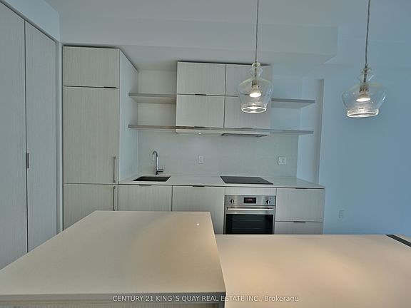 3rd image of 197 Yonge St #1907