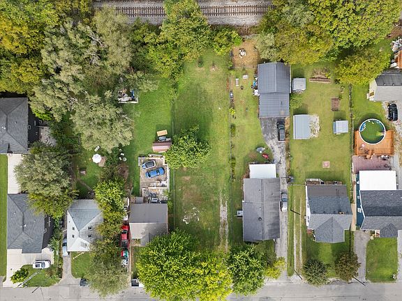 2nd image of 2117 Sadler Ave #A & B