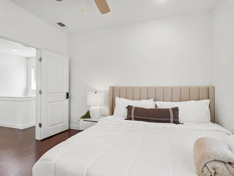 3505 Villa Ct #10 — Photo 20