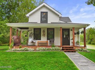 1124 Ballston Lake Rd, Ballston Lake, NY 12019
