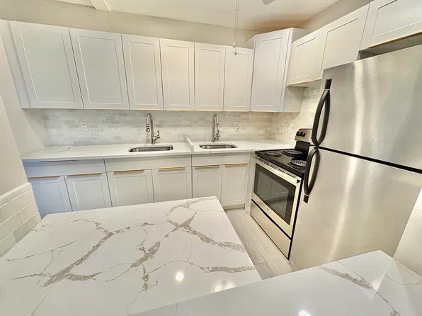 9 Salisbury E #A, West Palm Beach, FL 33417