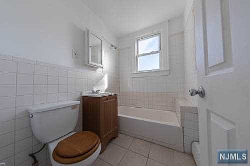 3rd image of 259-261 S Munn Ave