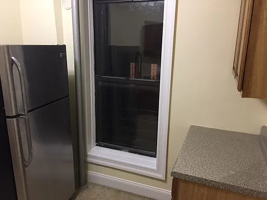 Rented by Premier Metro Realty Corp | media 42