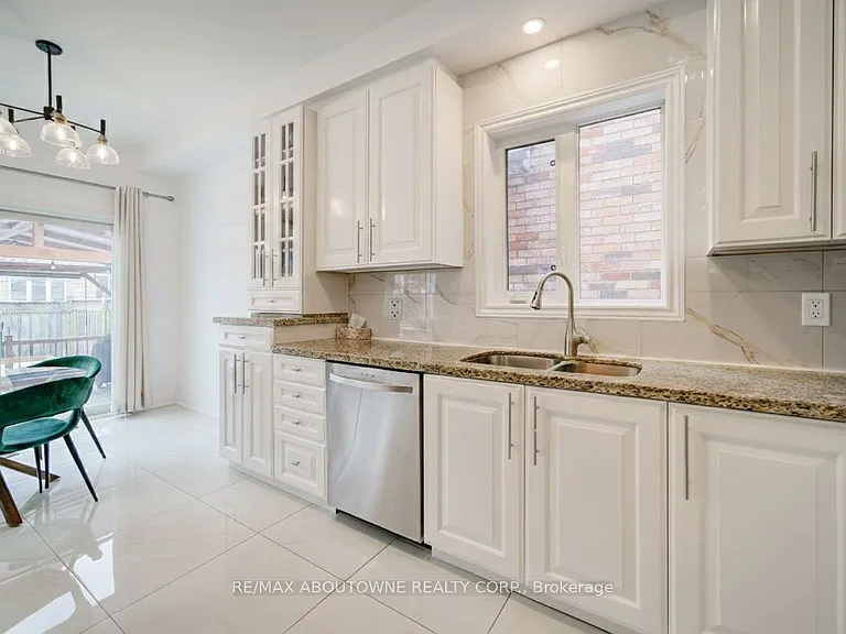 3339 Ruth Fertel Dr #UPPER — Photo 13