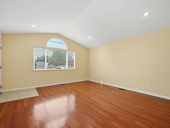 4th image of 668 1st Street