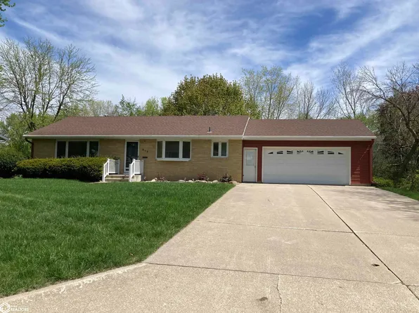 213 Bass St, Carroll, IA 51401