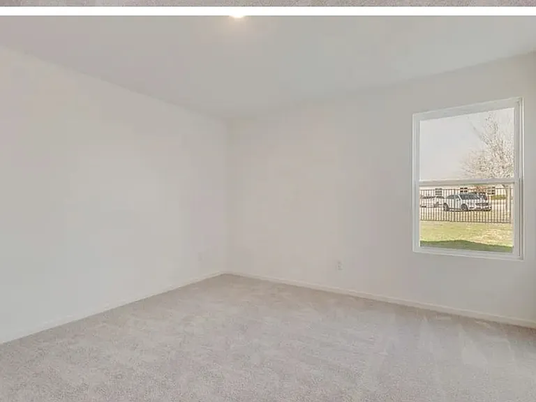 613 Holleman Dr — Photo 14