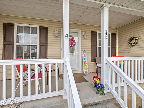 3rd image of 26 E Kentucky Ave