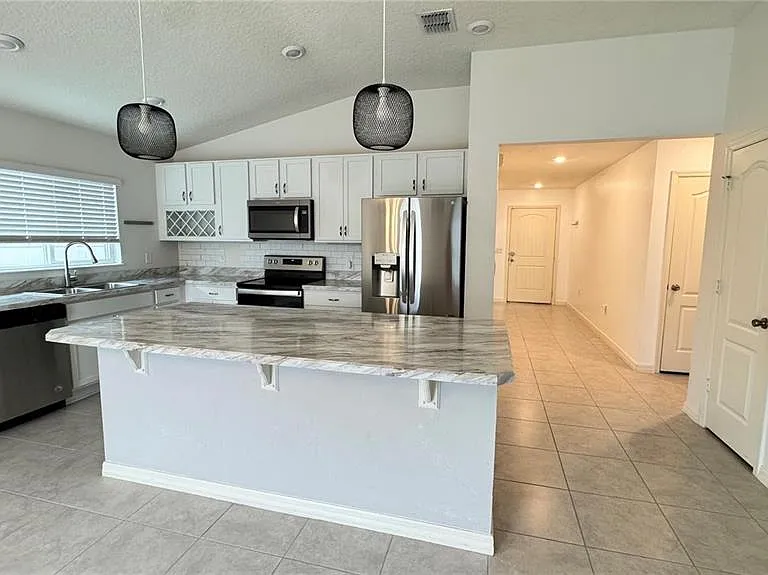 3182 Eagle Hammock Cir — Photo 5