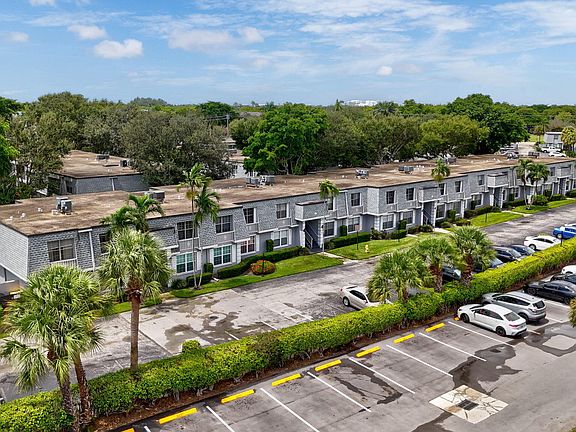2nd image of 326 NW 69th Avenue N #144