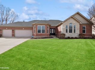 16404 S Lexington Dr, Plainfield, IL 60586