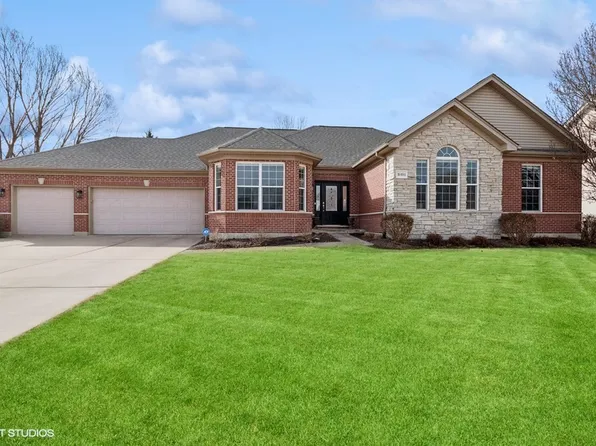 16404 S Lexington Dr, Plainfield, IL 60586