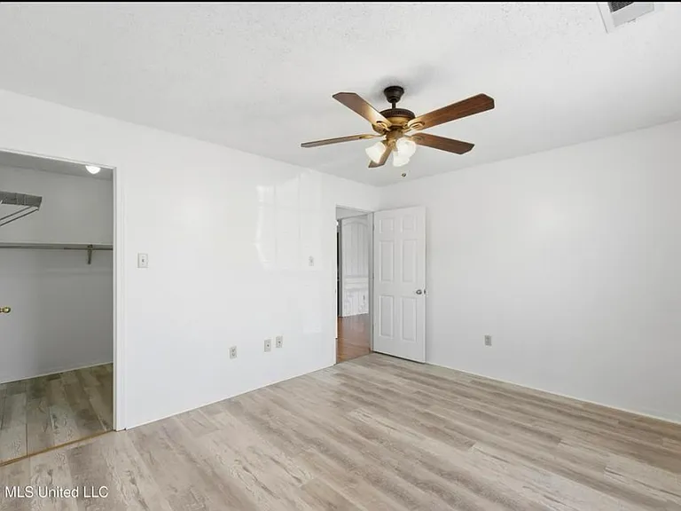 7625 Lilly Dr — Photo 7