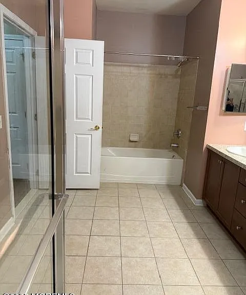 414 Sloan Ct — Photo 11