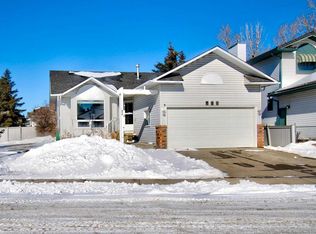 273 S Woodside Rd NW, Airdrie, AB T4B2C6
