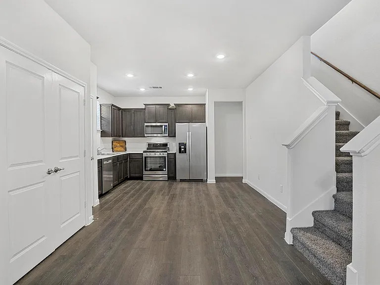 3911 Nature Ct — Photo 20