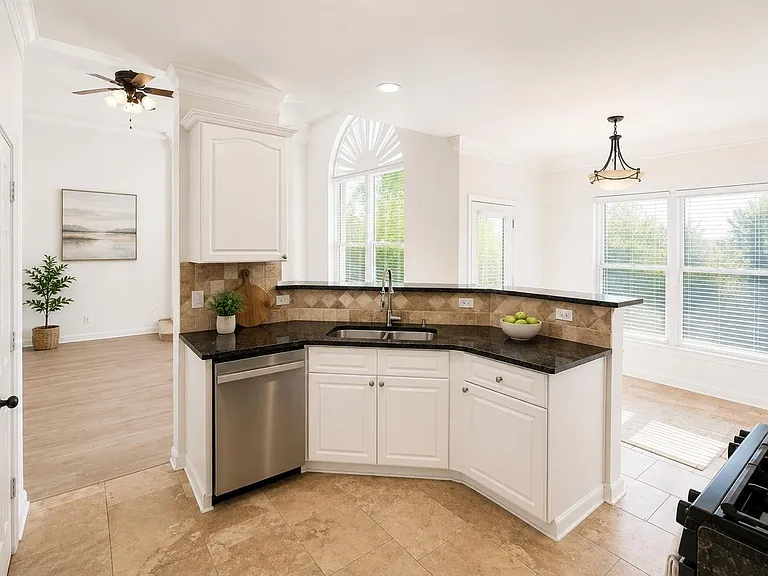4259 Creek Haven Dr — Photo 7