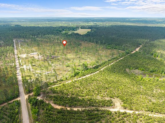 3rd image of Courtney Rd