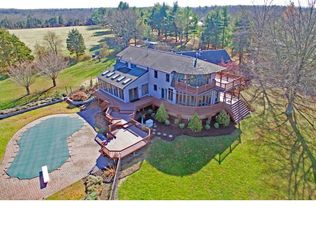 412-A Hollow Horn Rd, Pipersville, PA 18947