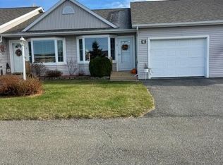 28 Pine St UNIT 3, Fort Kent, ME 04743